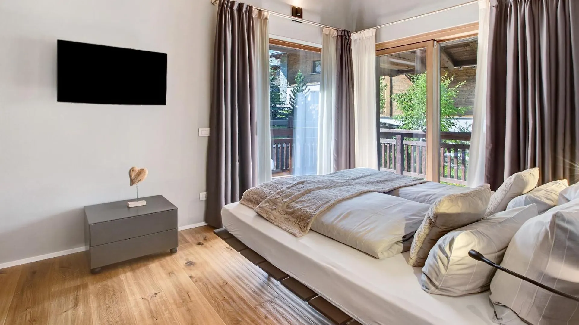 Spark Chalet E Spa Livigno 0*,